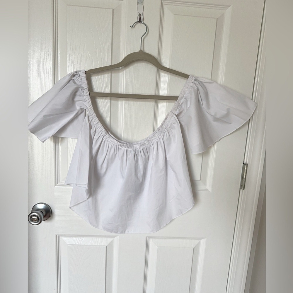 Timing White Ruffled Crop Top - Picture 8 of 9